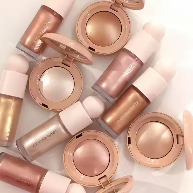 Huda Beauty Makeup Kit - Rare Beauty Rozświetlacz Light Silky Touch,