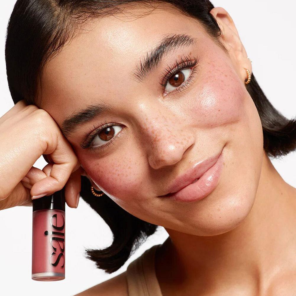 Saie Liquid Blush Highlighter  – Huda Beauty Makeup Kit recenzja i cena