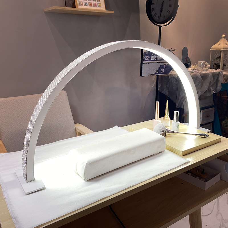 Lampa LED do paznokci w kształ – Led Ring Light recenzja i cena