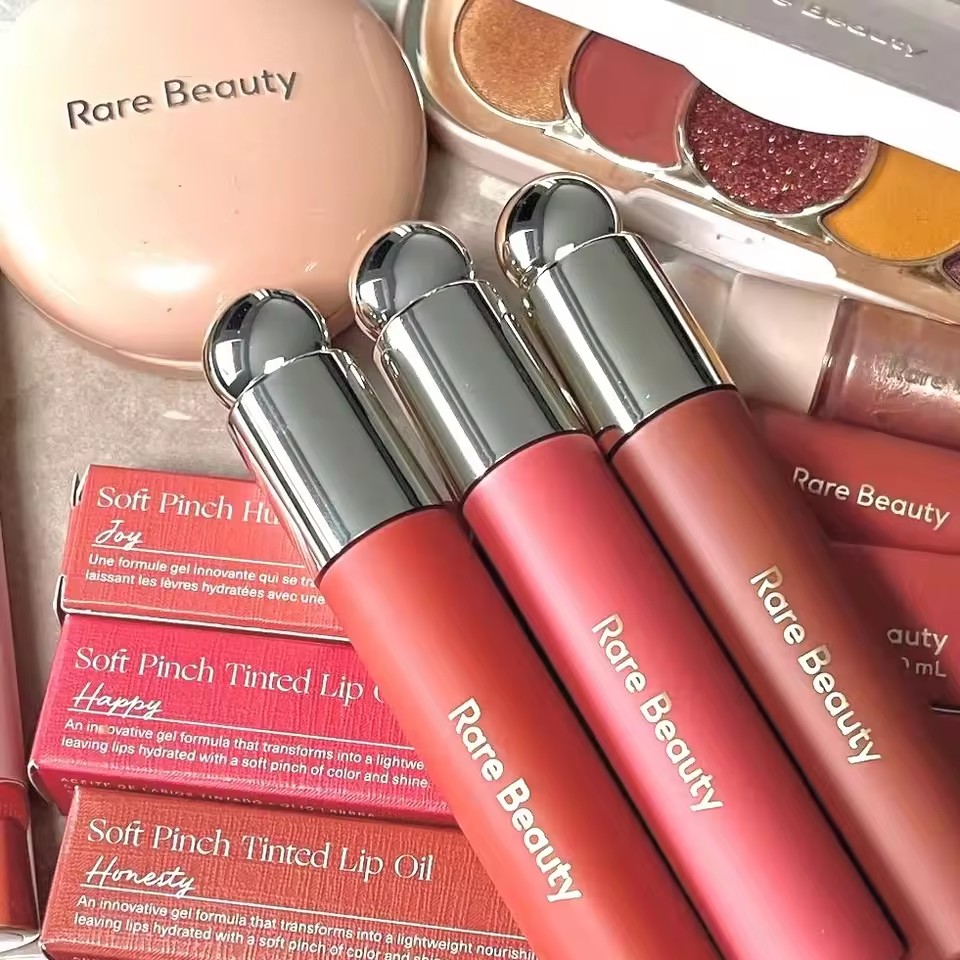 Rare Beauty Soft Pinch Liquid  – Beauty Love Makeup recenzja i cena