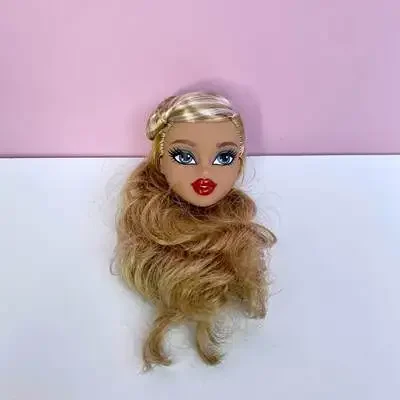 Piękna lalka do makijażu Bratz – Beauty Love Makeup recenzja i cena