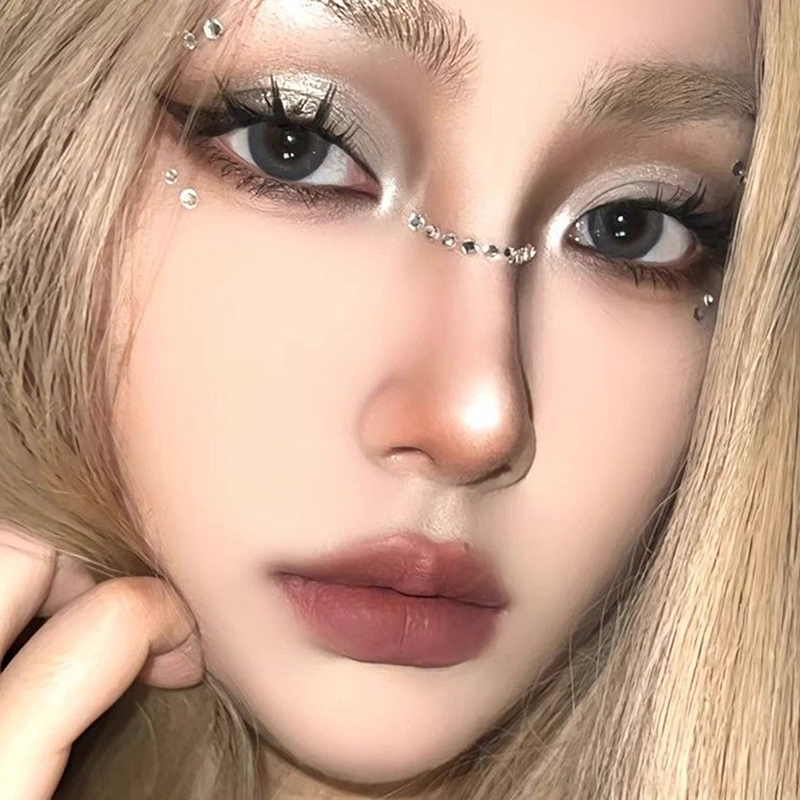 Samoprzylepne naklejki na oczy – Beauty Gems Makeup recenzja i cena