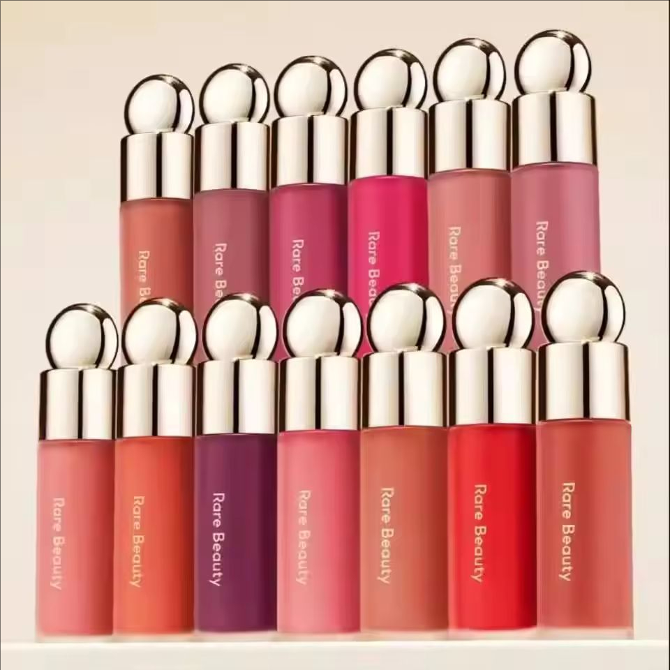 Rare Beauty Płynny Róż do Poli – Beauty Love Makeup recenzja i cena