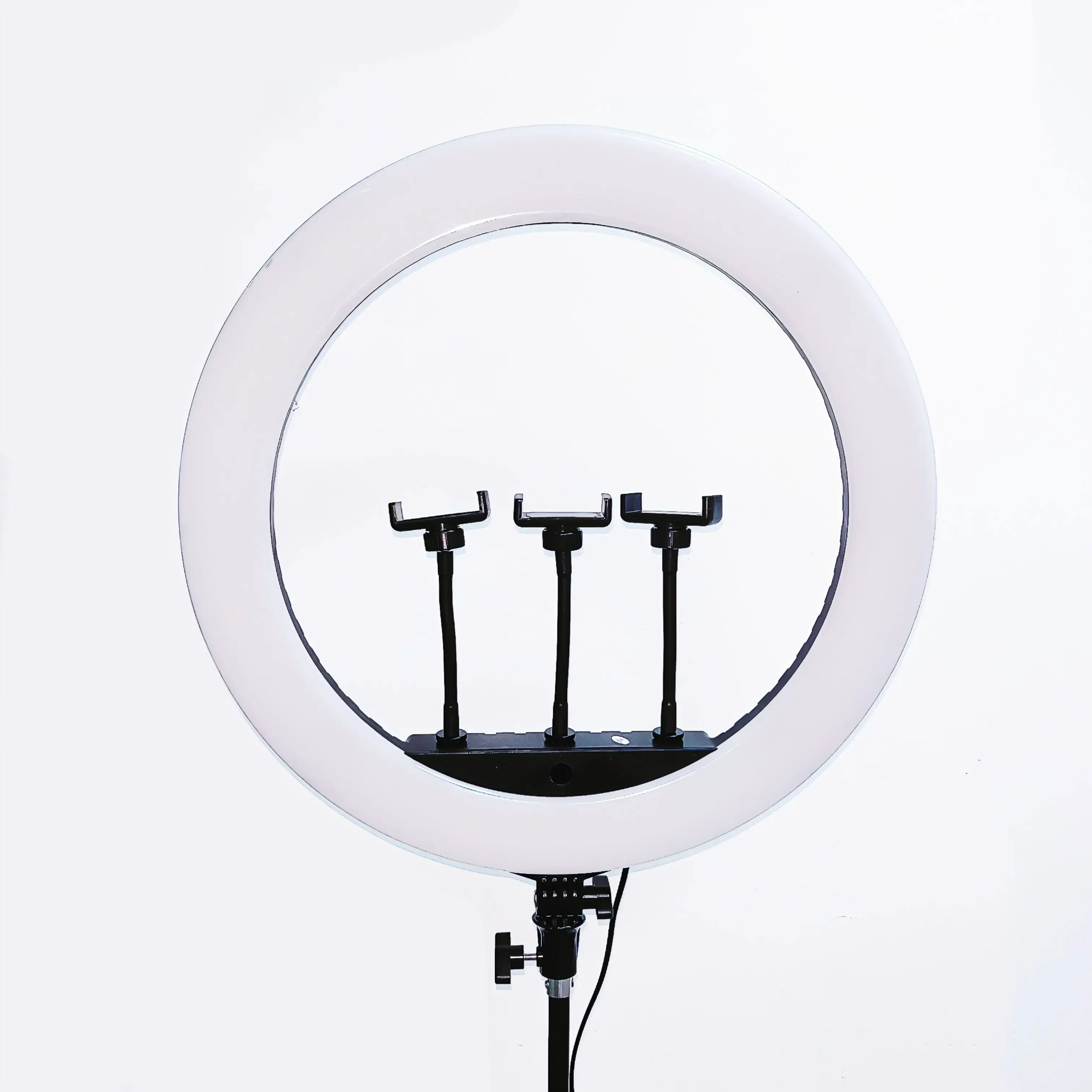Zestaw lampy fotograficznej LE – Led Ring Light recenzja i cena