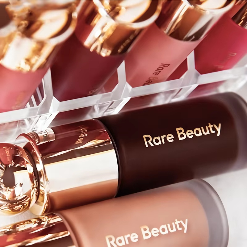 Rare Beauty Worth Happy Love J – Beauty Love Makeup recenzja i cena