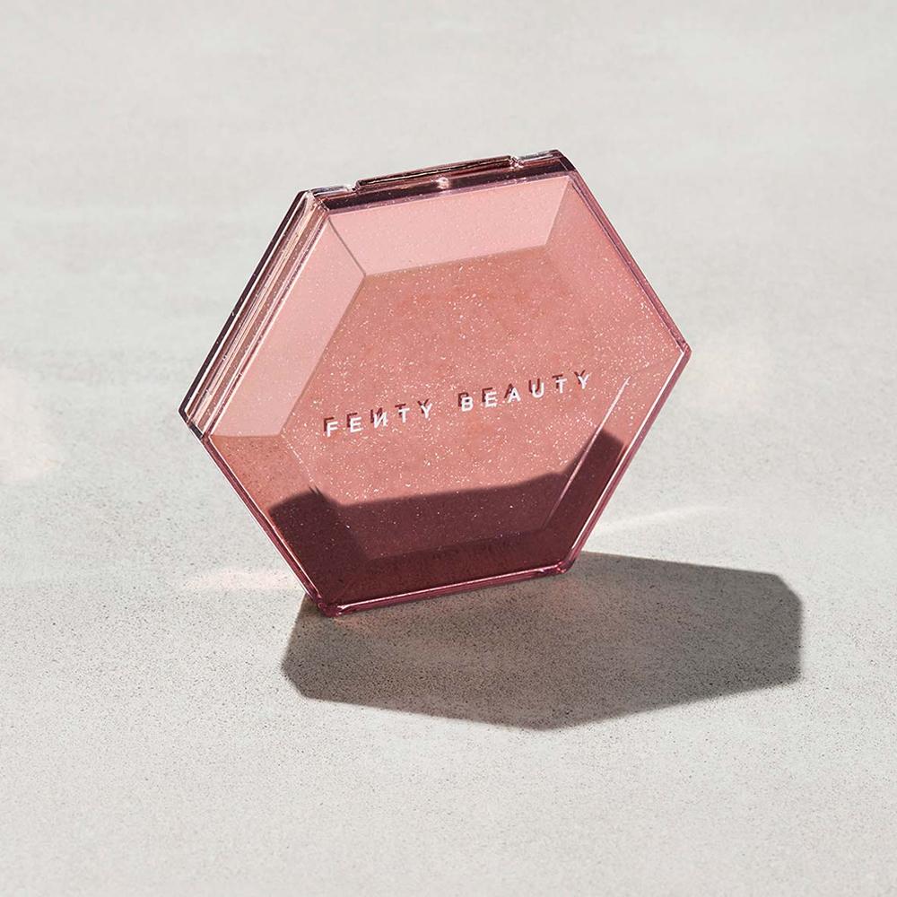 Puder rozświetlający, paleta r – Fenty Beauty Makeup Highlighter recenzja i cena